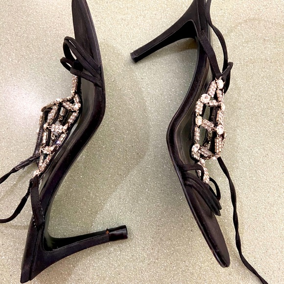 Valerie Stevens black satin and rhinestone sandals - Picture 2 of 6